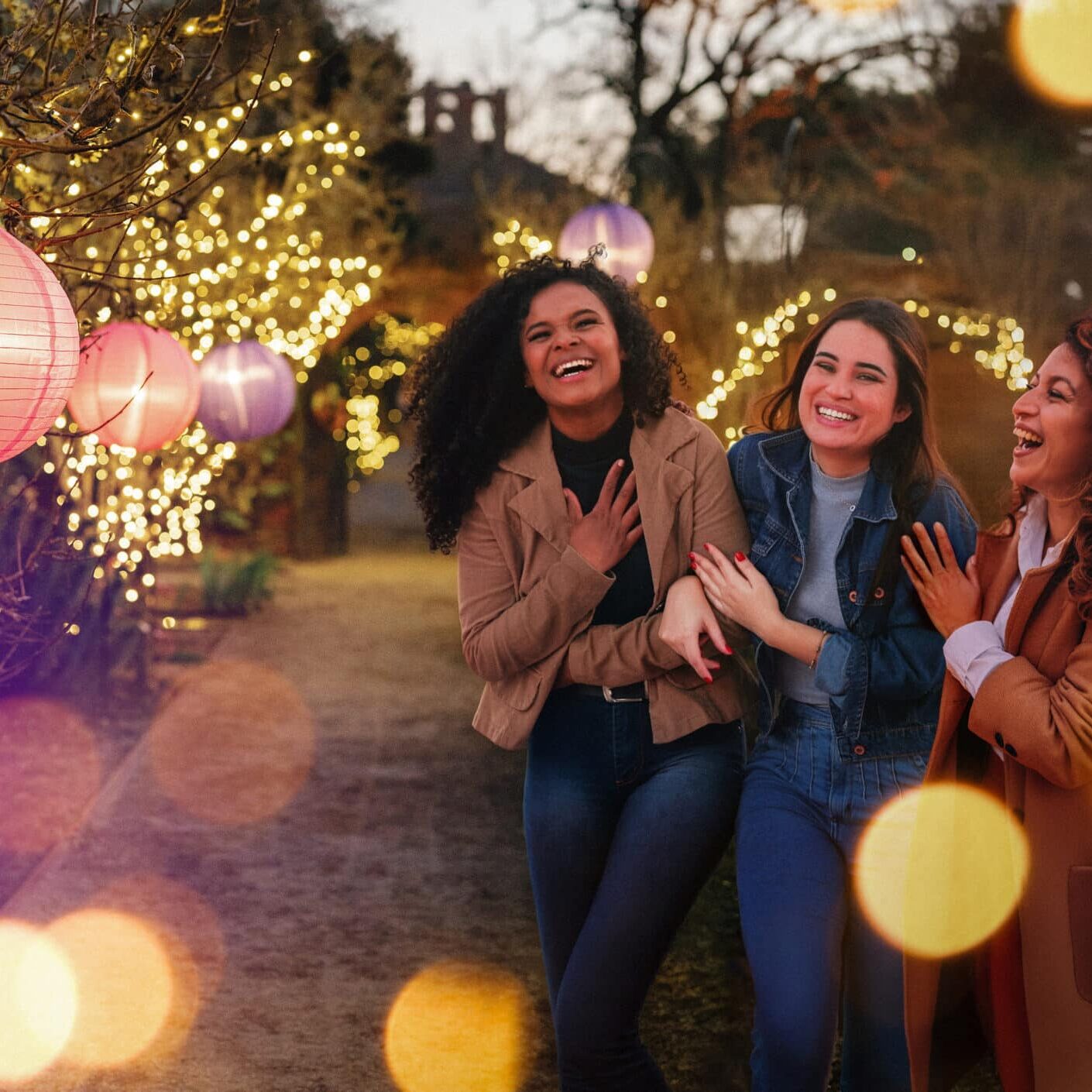 Holiday lights at Filoli (2024). Copyright Olivia Marshall Photography. Image courtesy of Filoli Historic House and Garden.